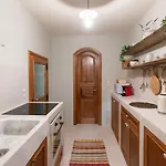 Rose Traditional House